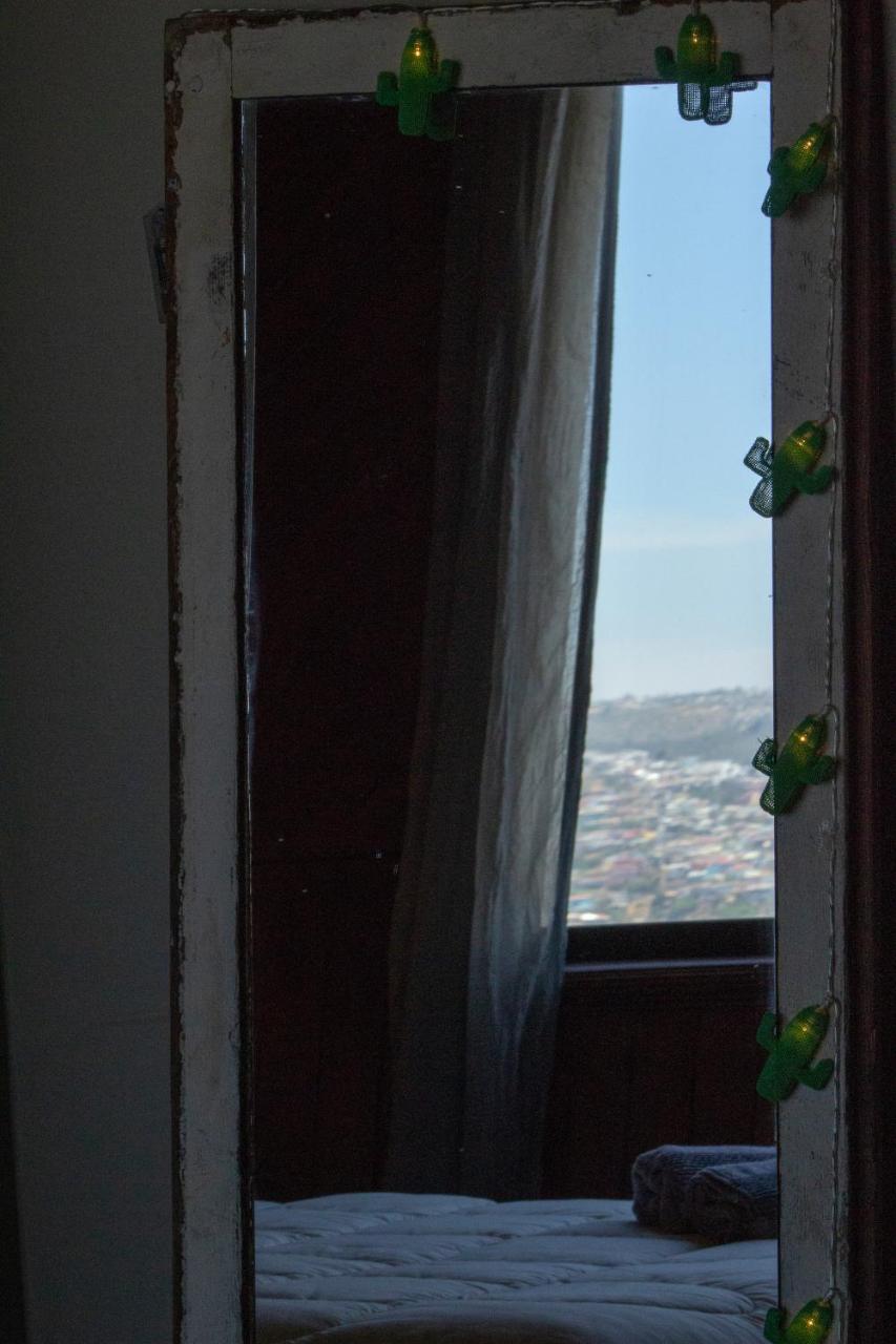Hôtel Casa Cuatro Vientos à Valparaíso Extérieur photo